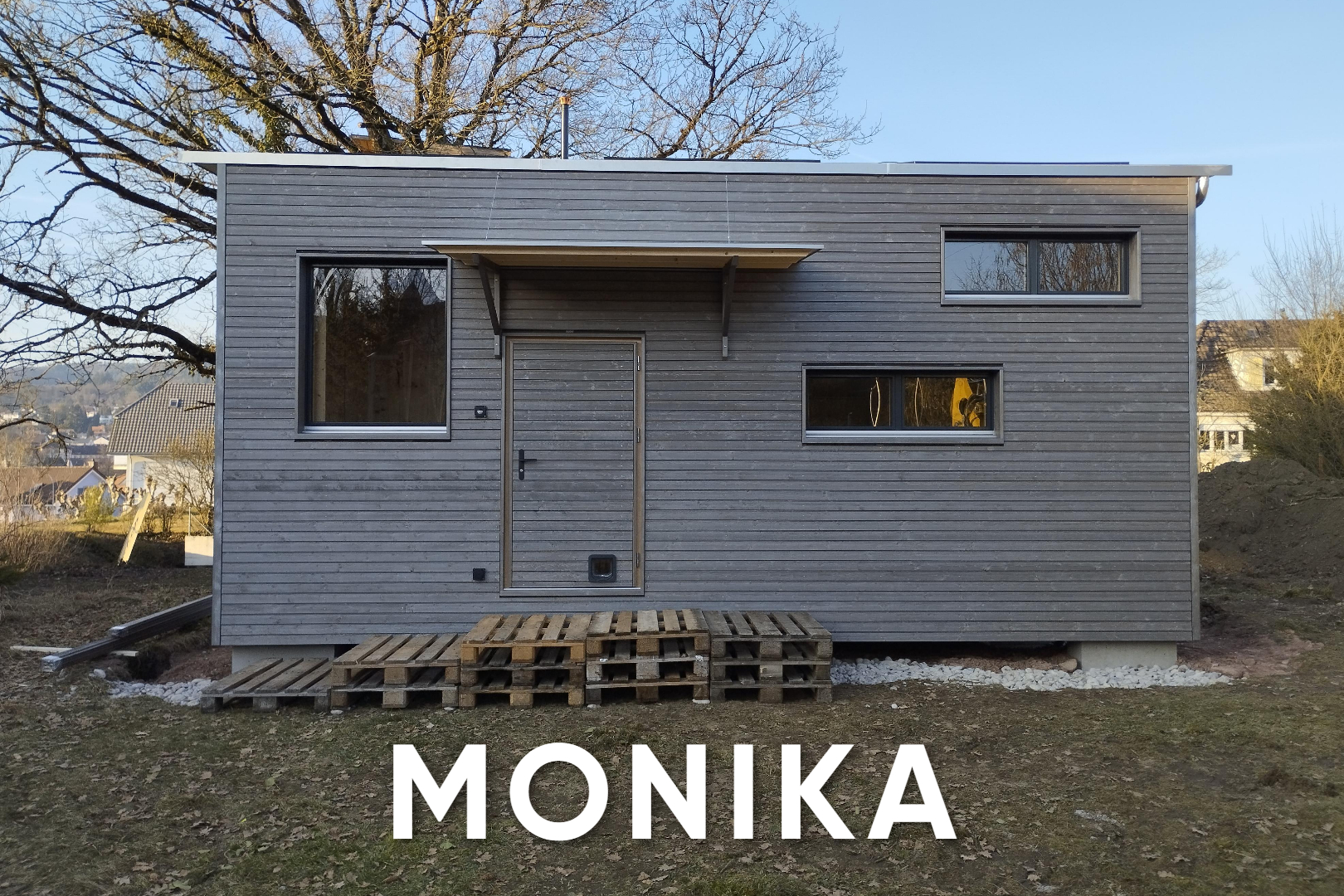 Tinyhouse Tinyhaus Schreinerei Saland Zürich Monika