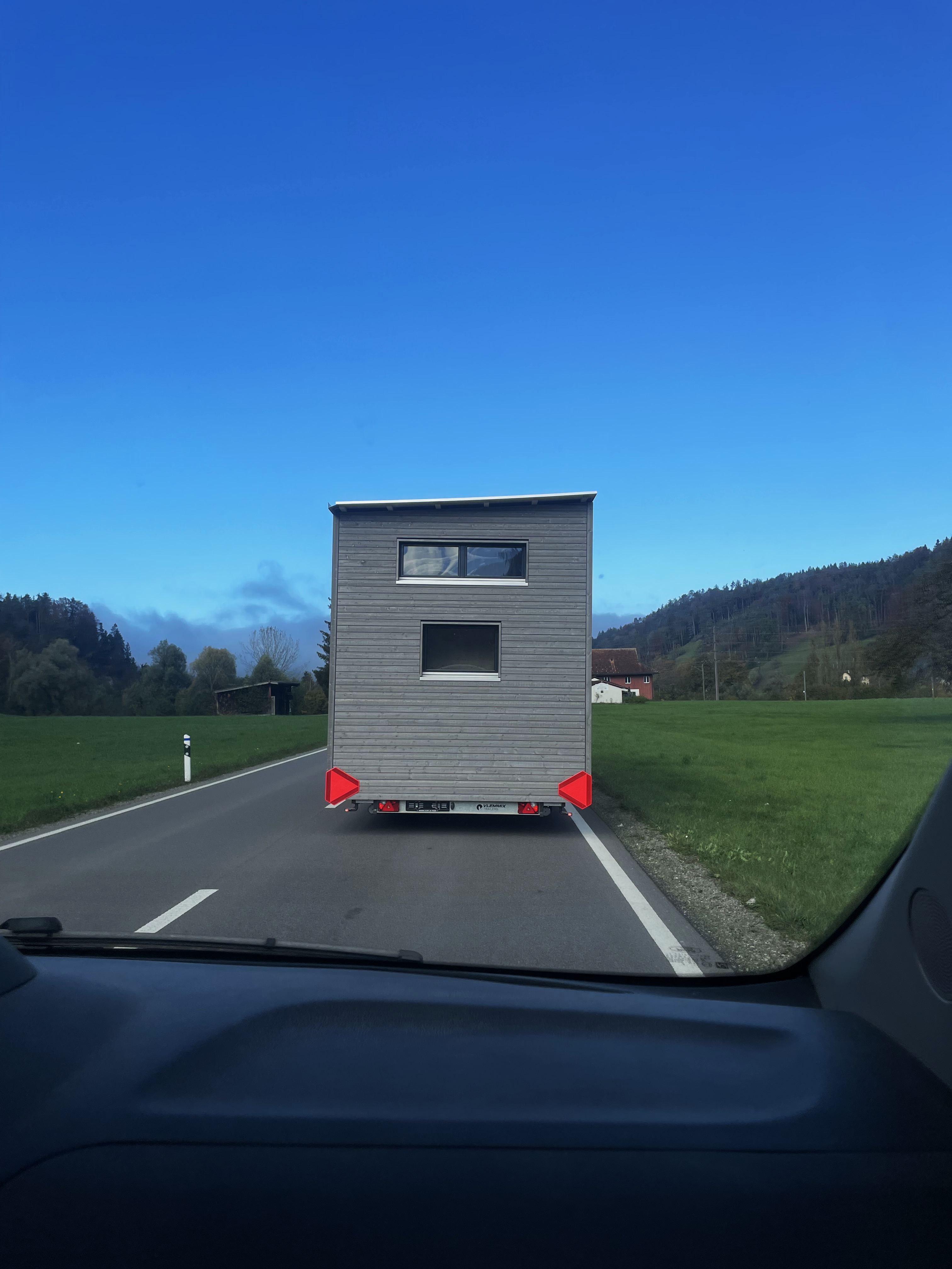 Tinyhouse Tinyhaus Schreinerei Saland Zürich Peter